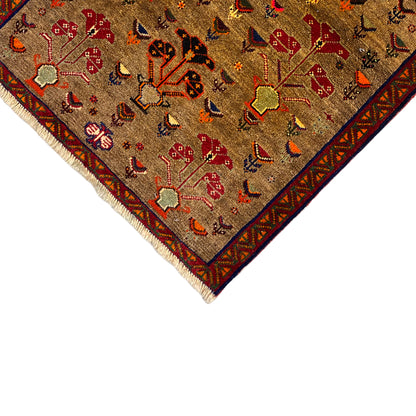 Close-up corner of Poshti rug 63x61 cm: beige background with red ornaments and border