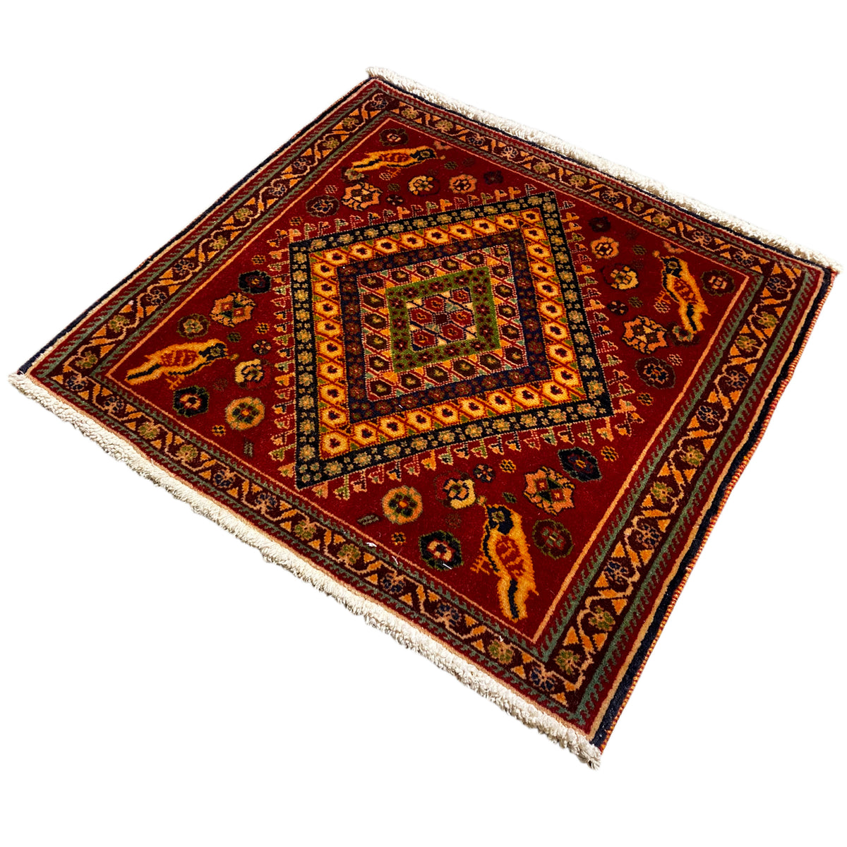 Poshti rug 65x65 cm: red pattern with a central diamond, surrounding border