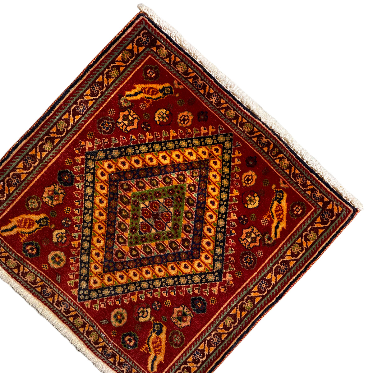 Poshti rug 65x65 cm: red geometric design, border trim and light-colored fringes