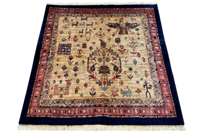Square rug 100x100 cm with red edging, beige base, and fringes along the edge