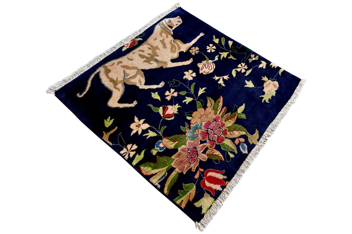 Decorative rug 65x61 cm, dark blue, square with fringes and dog