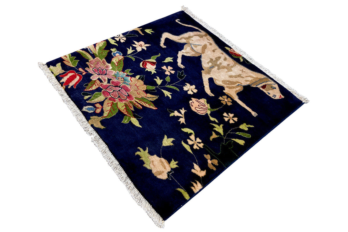 Decorative rug 65x61 cm, dark blue, slanted, floral and dog motif, fringes