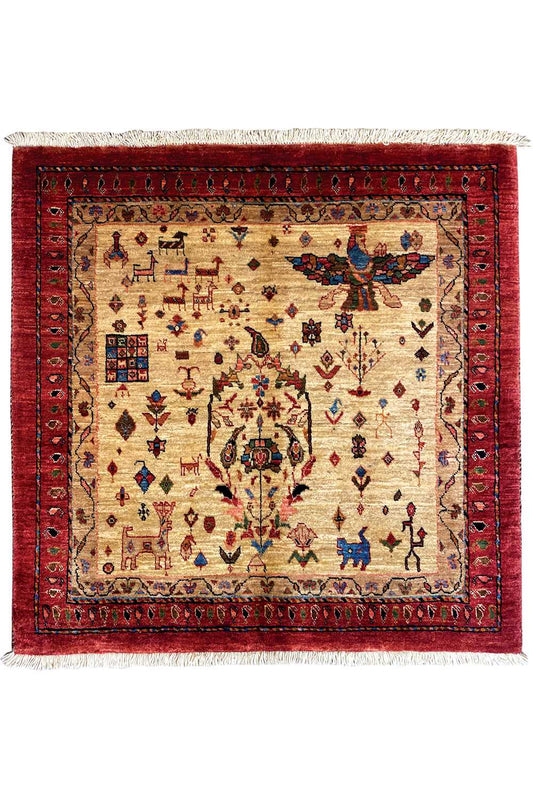 Qashqai exclusive rug, square; red border, central medallion design on a light background