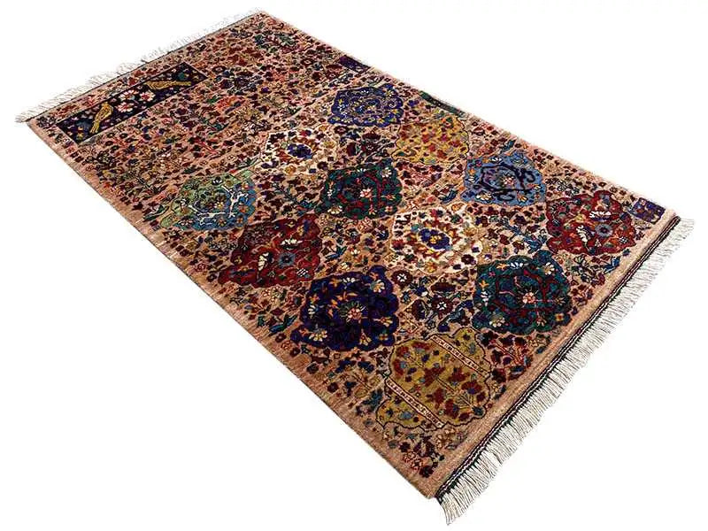 Rectangular Oriental rug with medallion and ornamental pattern, fringes