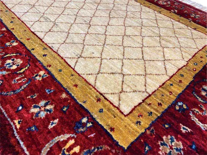 Close-up of the beige carpet center with a fine grid pattern and yellow border stripe.