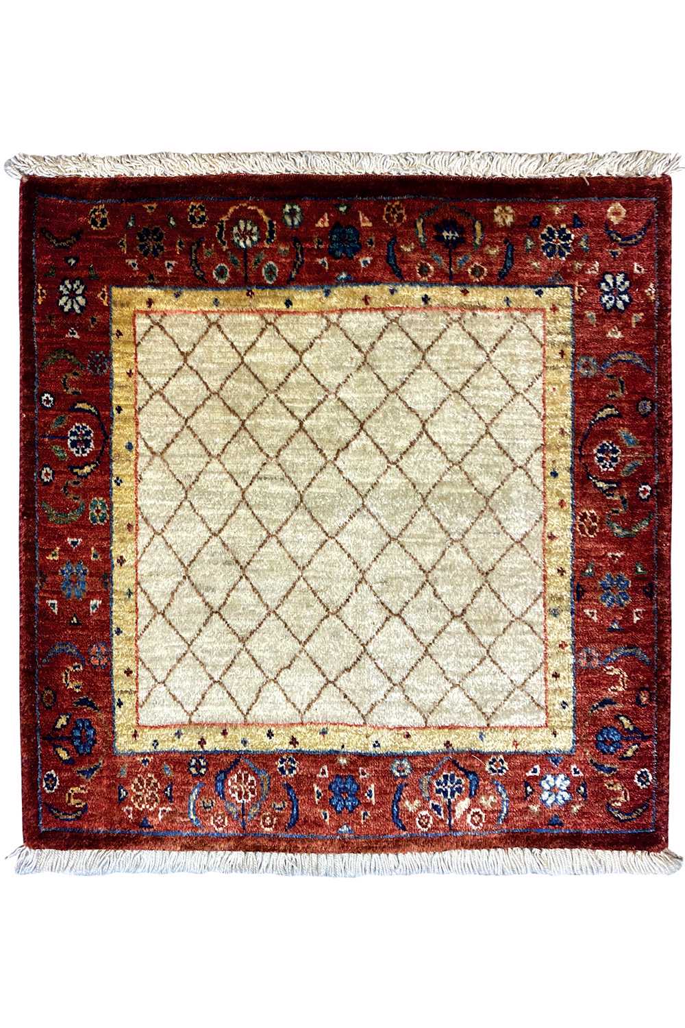 Square rug with a red border and beige central square, white fringes