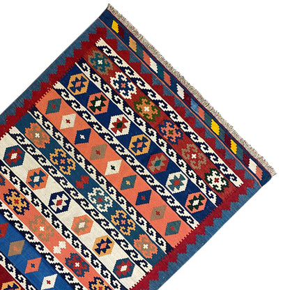 Qashqai-style kilim, 200x145 cm, corner with a border and colorful motifs