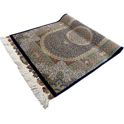 Rug 156x102 cm, laid at an angle; central medallion, colorful border, fringes