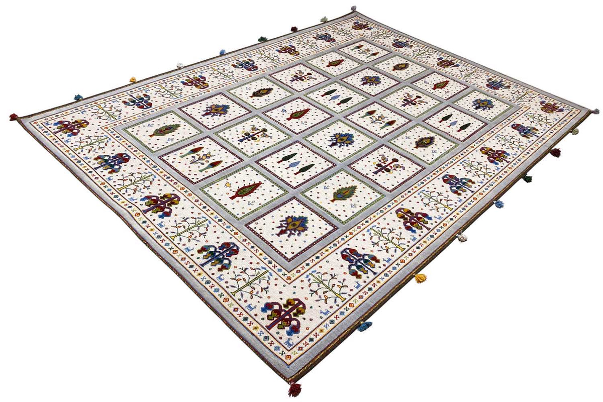 Soumakh rug 240x176 cm, viewed from above at an angle, centered pattern with a colorful border