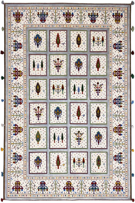 Soumak rug 240x176 cm with a beige background and geometric tile pattern