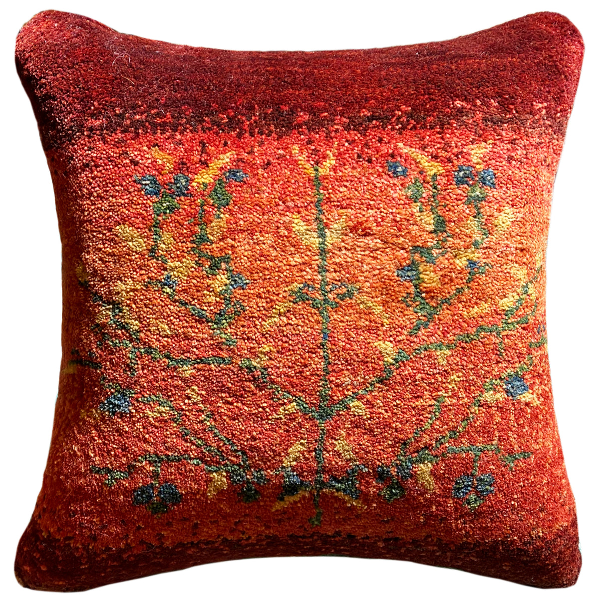 Hand-knotted cushion 40x40 cm, red knitted cushion with floral patterns