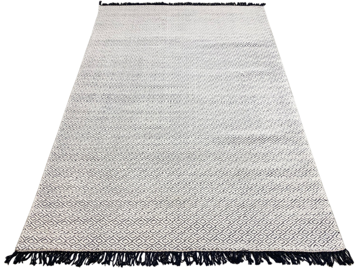 Kelim-Dhurrie-Teppich 160x230 cm, hellbeiger Teppich mit Rauten-Muster und Fransen