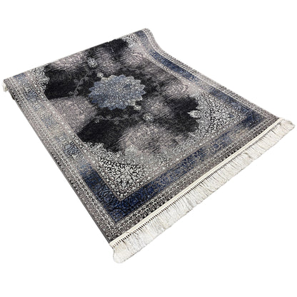 Oriental rug 160x230, rectangular with fringes and a blue border, pattern in gray and black