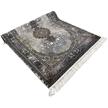 Persian rug 160x230, corner view with ornamental border and fringes on two sides.