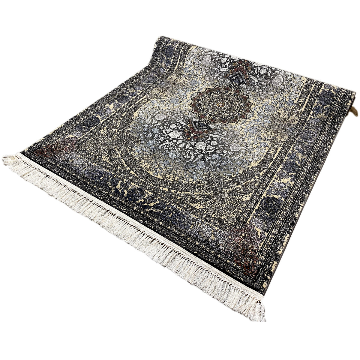 Persian rug 160x230, central medallion area with ornaments, fringe along one edge.