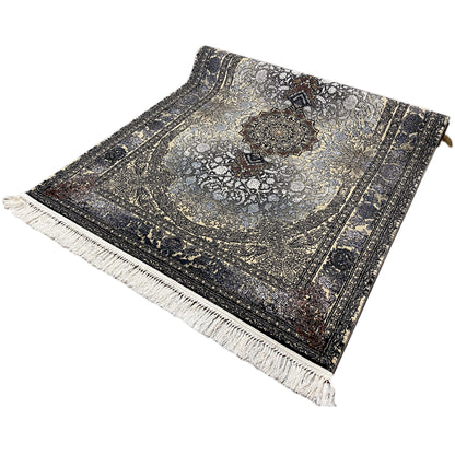 Persian rug 160x230, central medallion area with ornaments, fringe along one edge.
