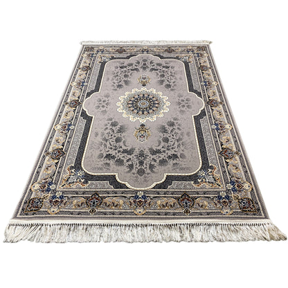 Medal rug 160x230 front view: gray with a centered medallion, Baroque border, and fringes