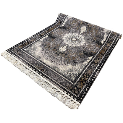 Rug 160x230 cm with a classic pattern, gray-black-beige tones, fringes along the edges