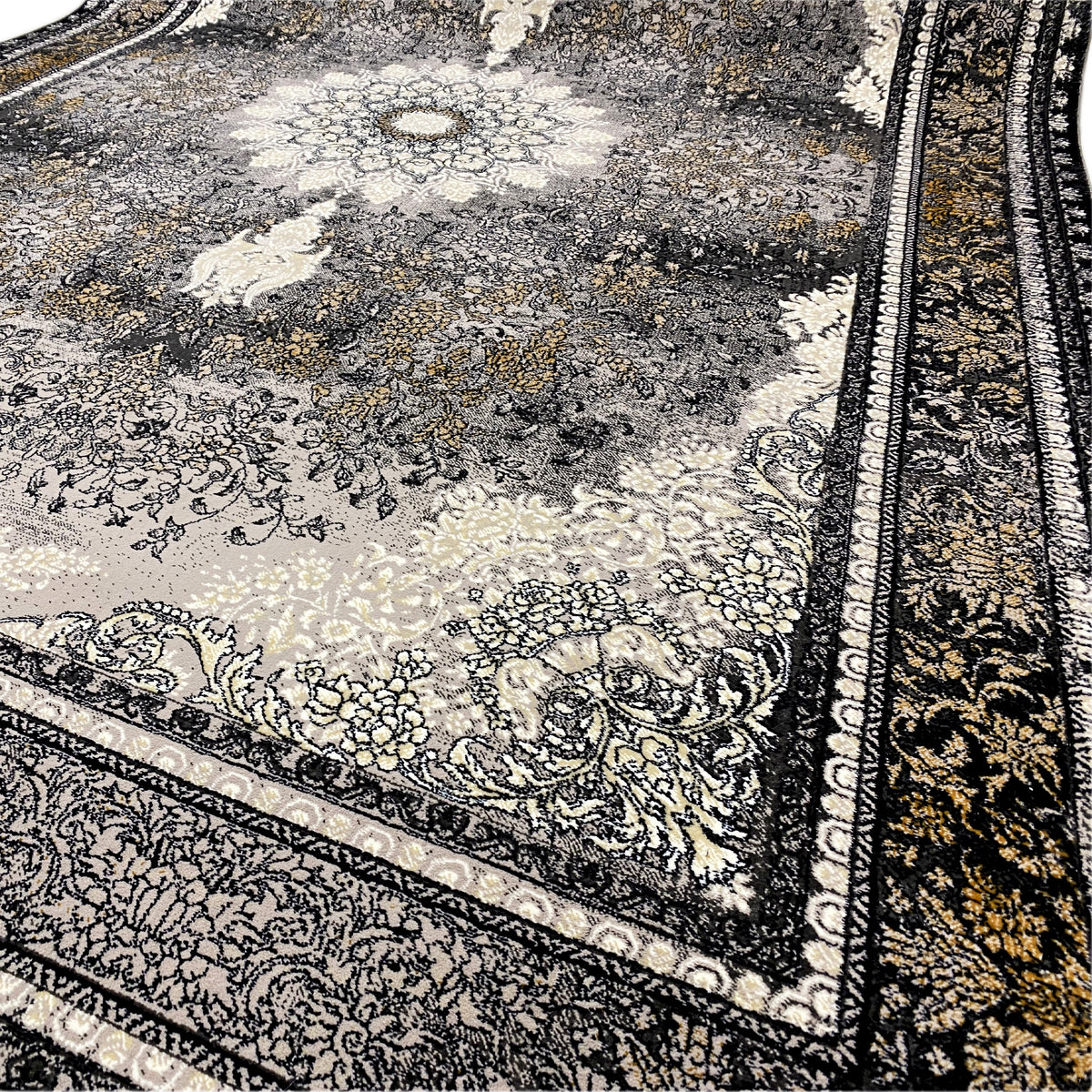 Rug 160x230 cm close-up: ornamental border, high-contrast lines, woven fringe
