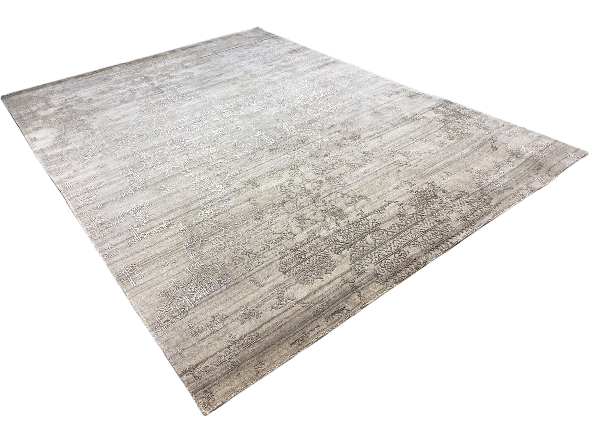 Gray designer rug with a vintage look and a delicate, faded line pattern