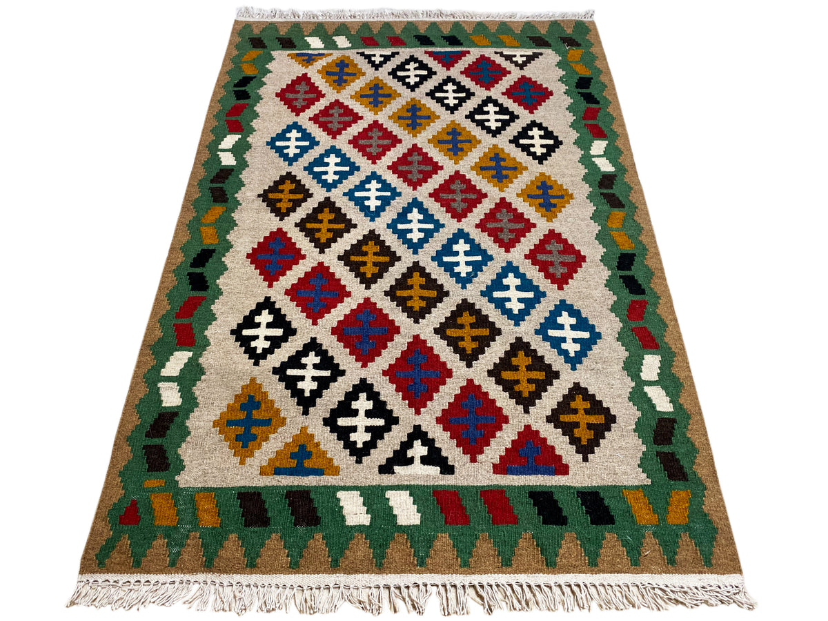 Kelim Qashqai rug, 147x95 cm, with a multicolored diamond pattern and fringes