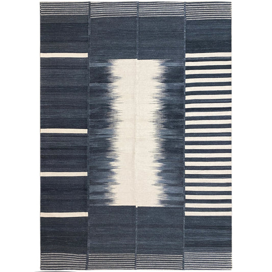 Kelim-Teppich 200x300 cm mit Patchwork-Optik in Dunkelblau und Creme, gesäumt mit Streifen