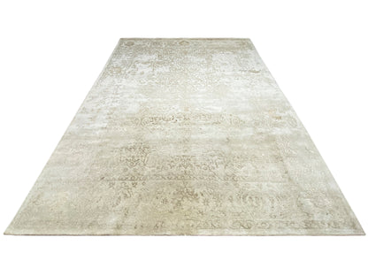 Designer rug 318×219 cm in light beige with a faded vintage ornament and border