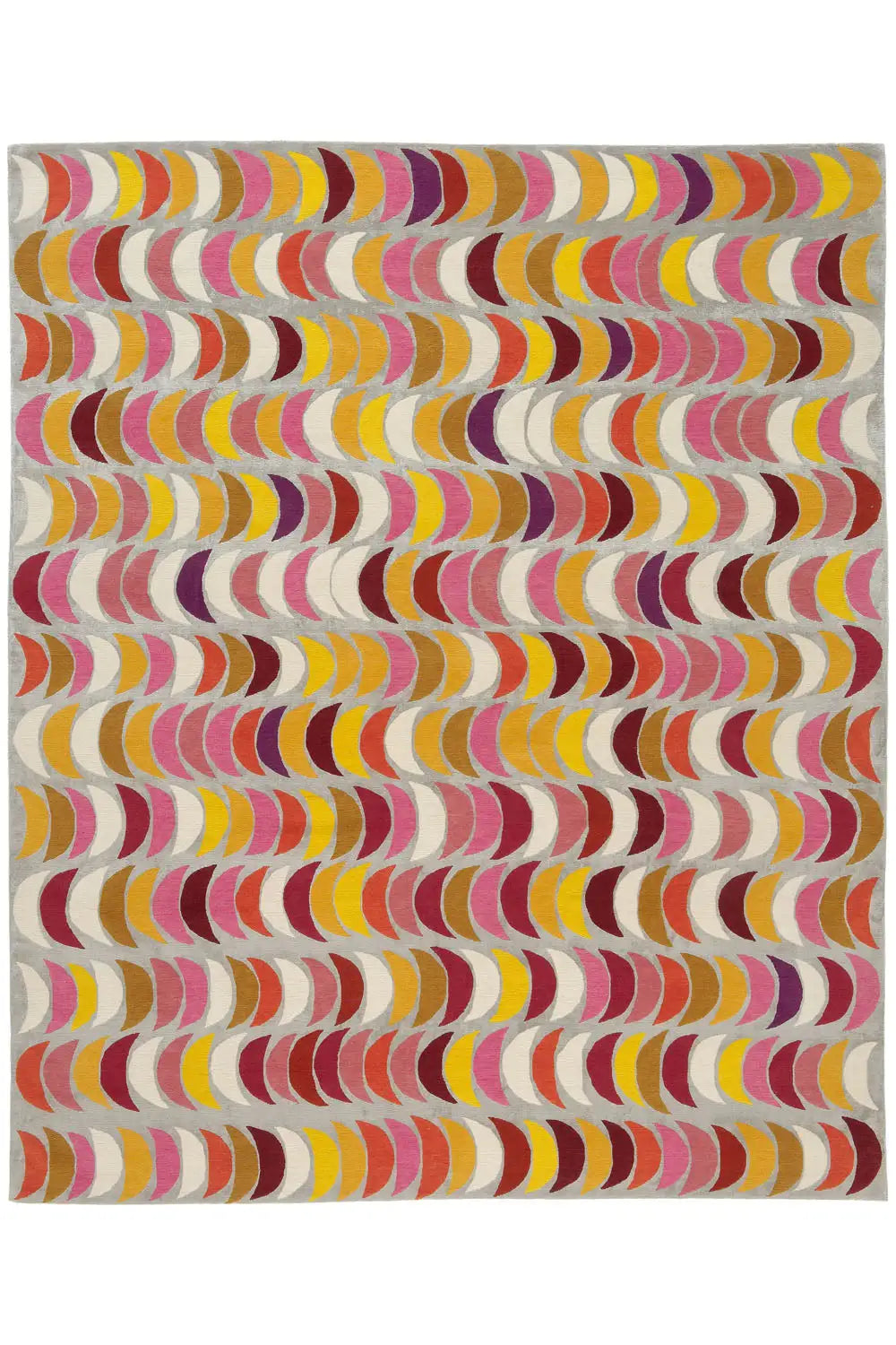 Still Lovers textile piece 250x300 cm with a wavy line pattern in bright colors