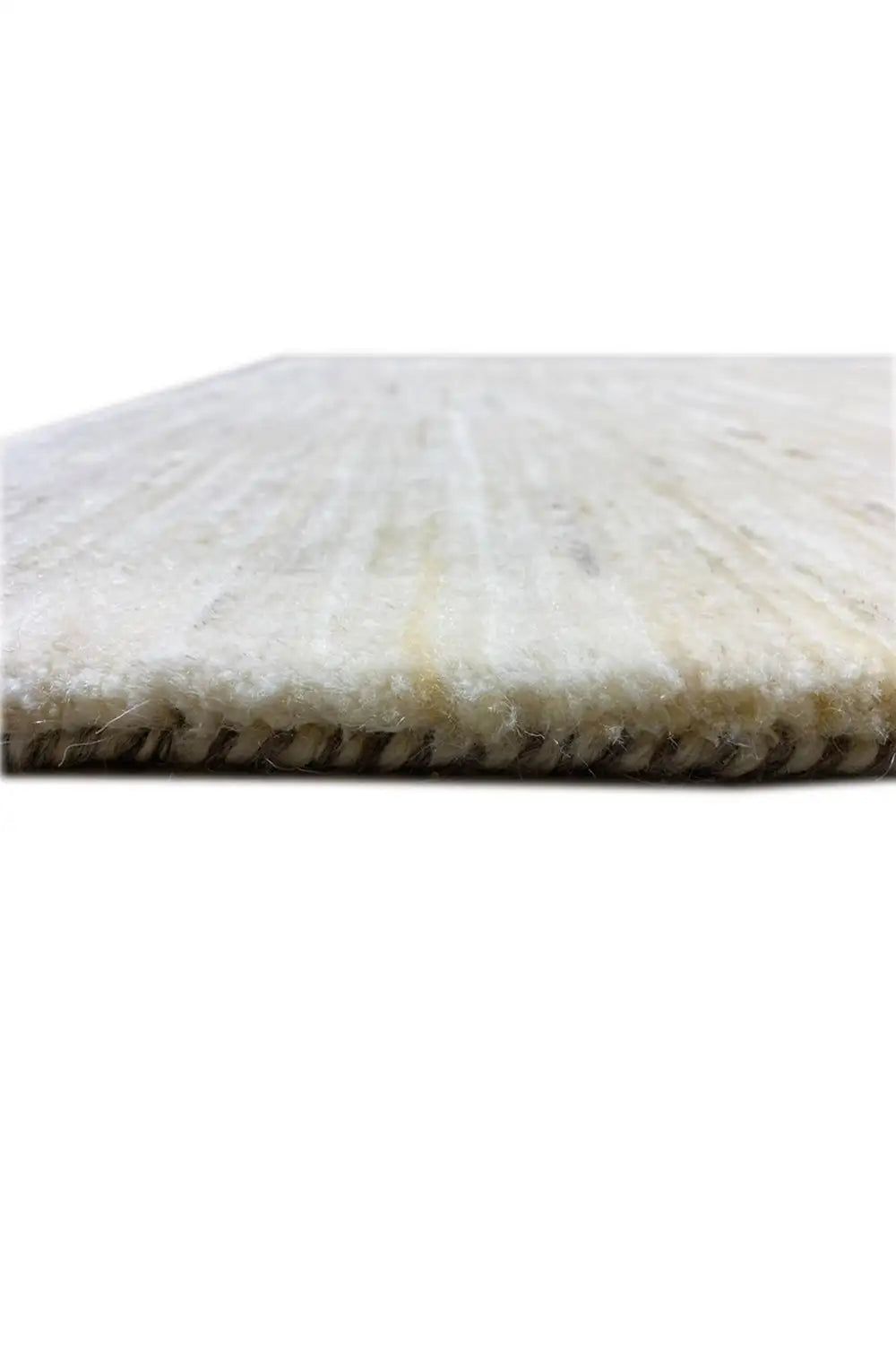 Gabbeh rug 141x75 cm, close-up of edge with dense pile and bound backing