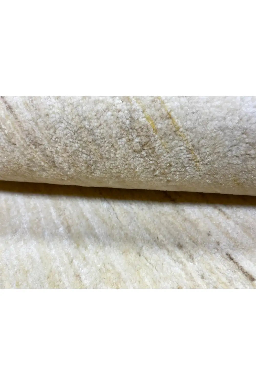 Gabbeh rug 141x75 cm, detail of pile and underside at the edge