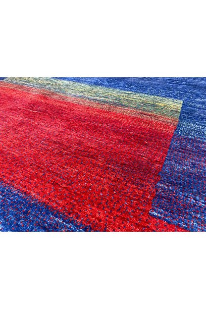 Gabbeh rug (168x105 cm) Detail: vivid red with a blue border and fine weave texture