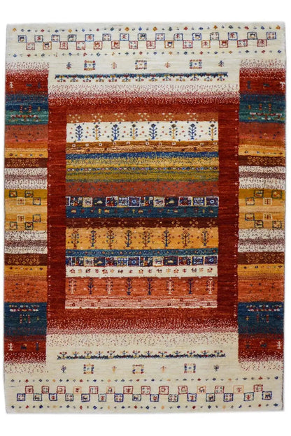 Gabbeh rug (140x97 cm) with a geometric pattern in red, blue, and beige