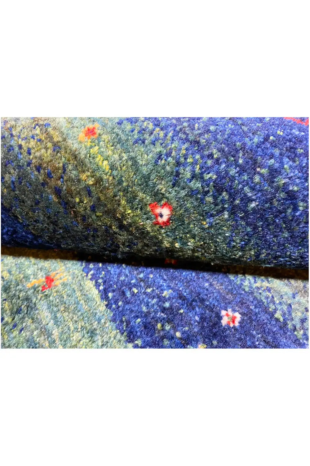Gabbeh rug 128x81 cm, close-up of the pattern with colorful accents in the pile
