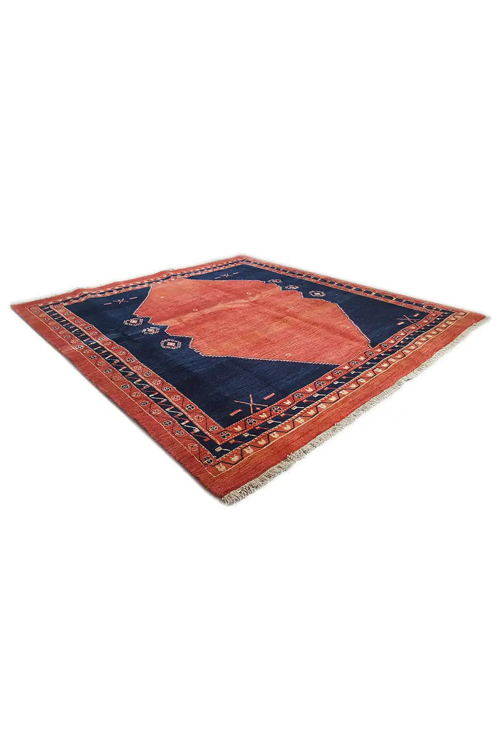 Yalameh rug 210x199 cm, diagonal view, blue pattern with red medallion