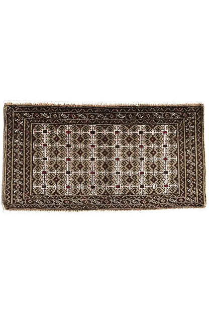 Turkmen carpet 100x52 cm laid flat: dark border with a light diamond pattern
