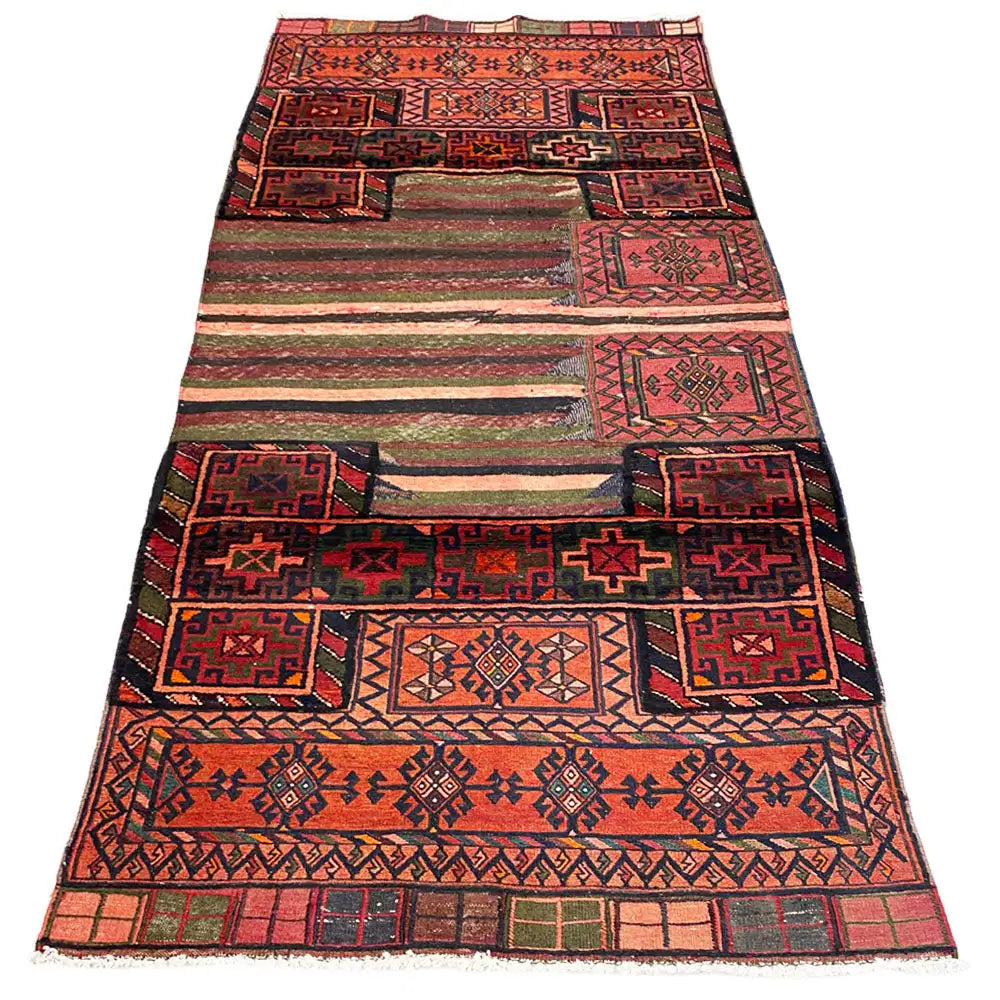 Kelim Bakhtiari rug in full view: geometric pattern in red, dark brown and beige, 251x110 cm