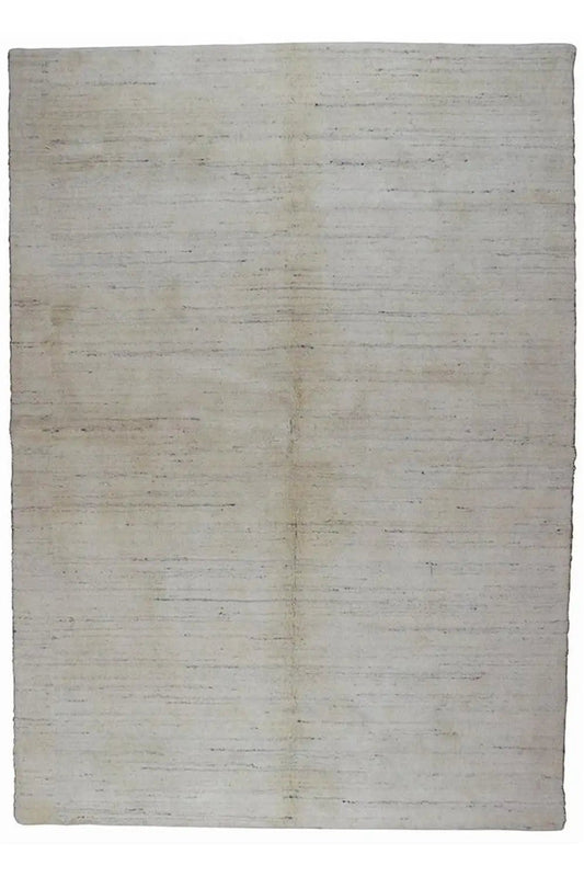 Rectangular rug, light beige with an even, muted pattern