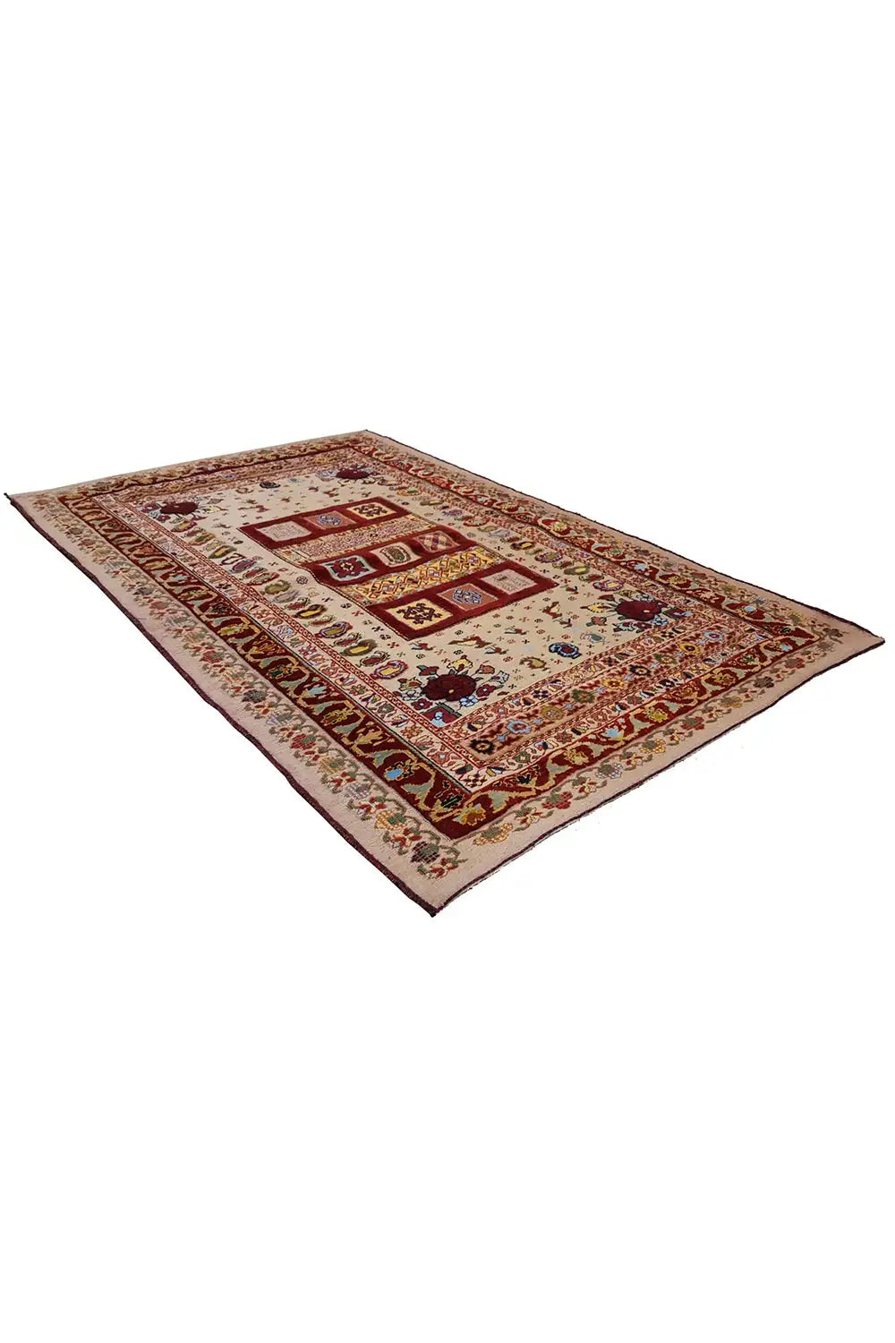 Soumak rug 160×102 cm, cream-colored field with a red medallion motif