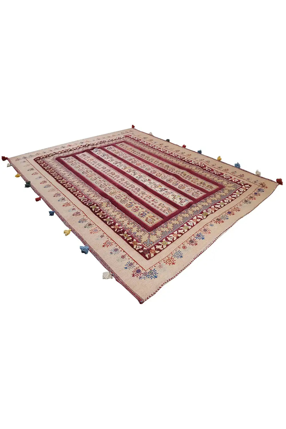 Soumak rug with a beige-red pattern and multicolored tassels at the corners, at an angle