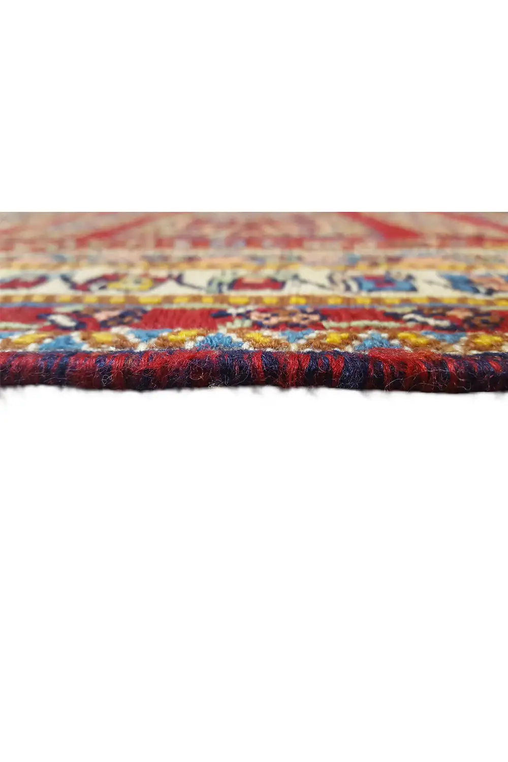 Soumak rug: close-up of the selvedge and fringe at the edge