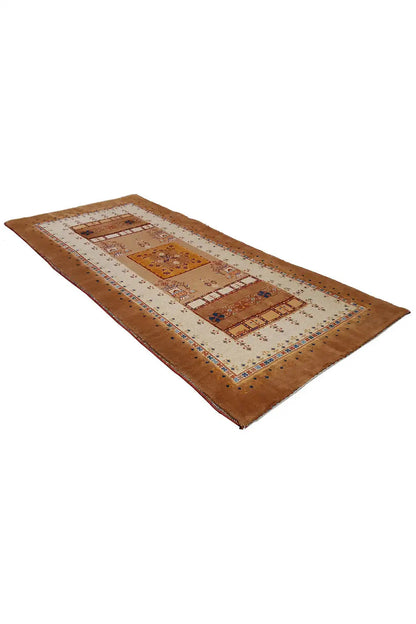 Soumak rug 178x81 cm, flat-lying, with a multicolored central medallion