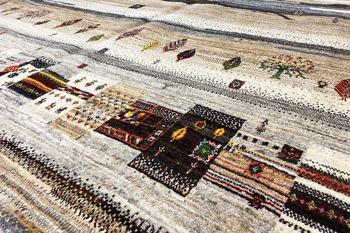 Close-up: Carpet pattern with ornamental elements and colorful details on a light background