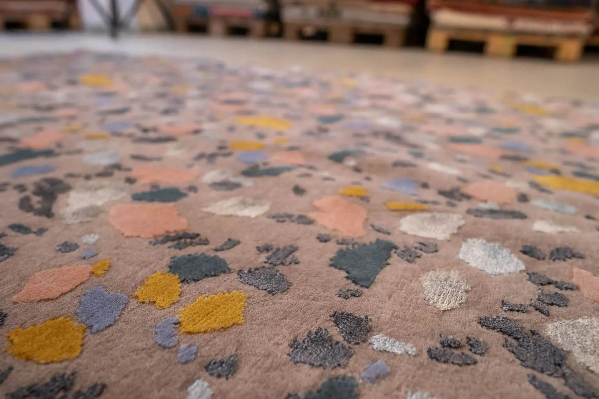 Designer rug Terrazzo by Pascal Walter, close-up of the surface with colorful dots