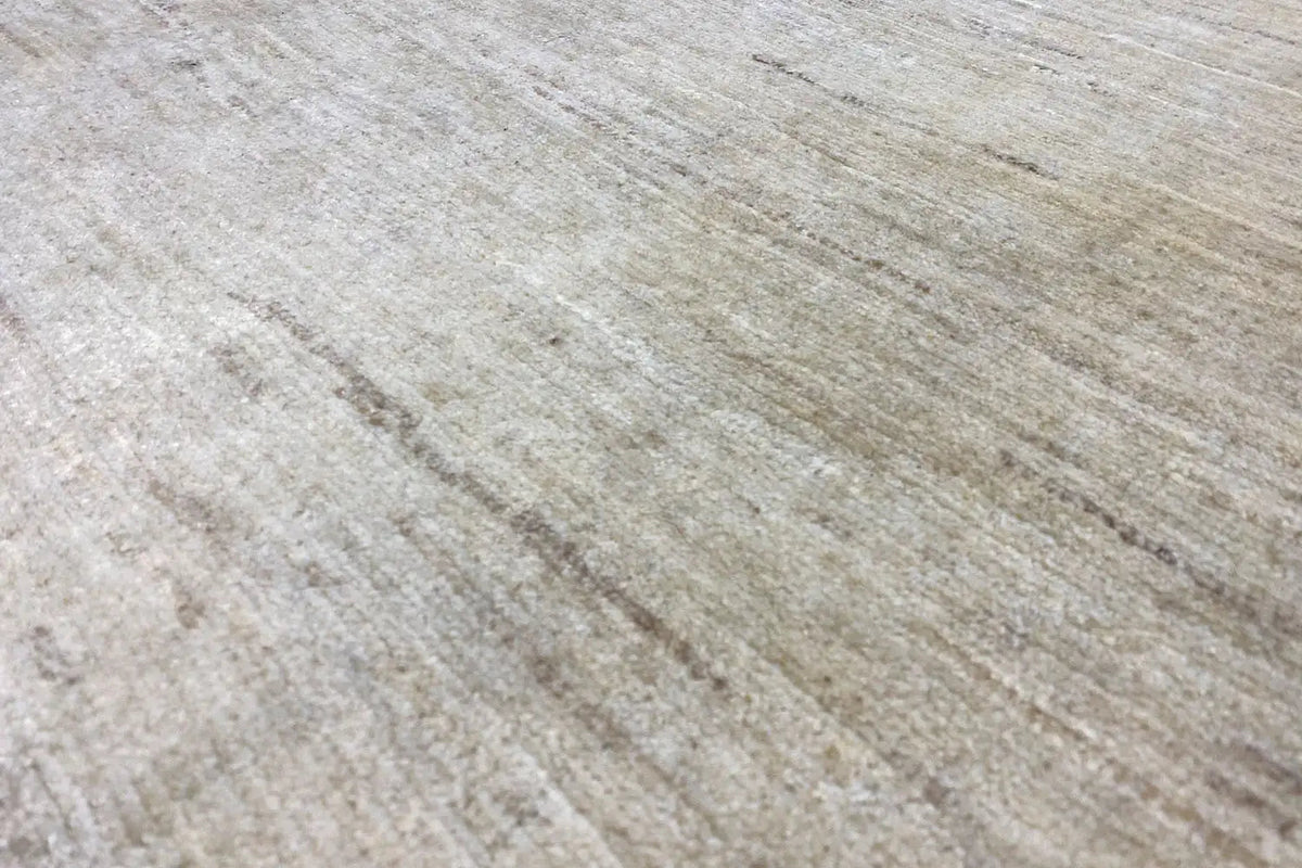 Gabbeh rug 190x201 cm, close-up of the surface with fine lines, light beige