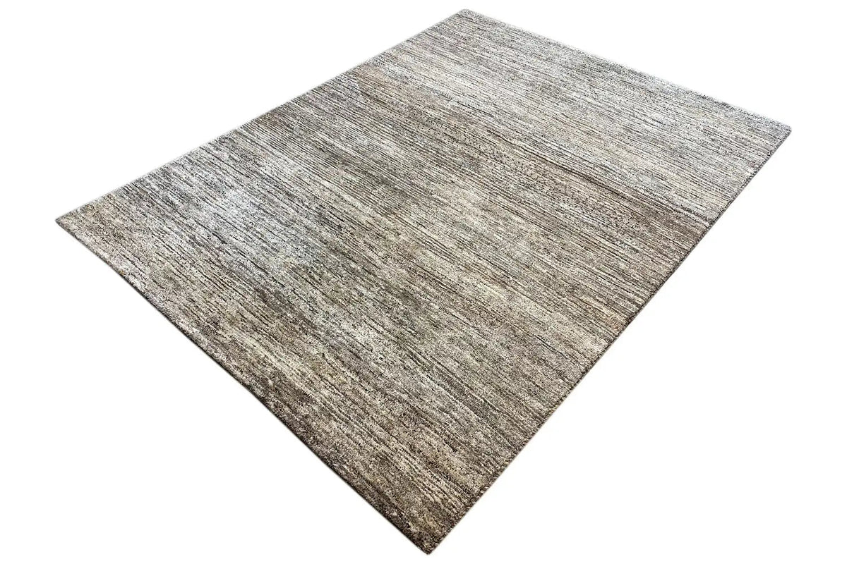 Rectangular Gabbeh rug, fine flat-weave pattern in shades of brown and gray