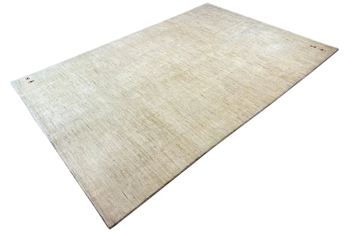Beige Gabbeh rug, mottled surface with small corner motifs, 282×194 cm