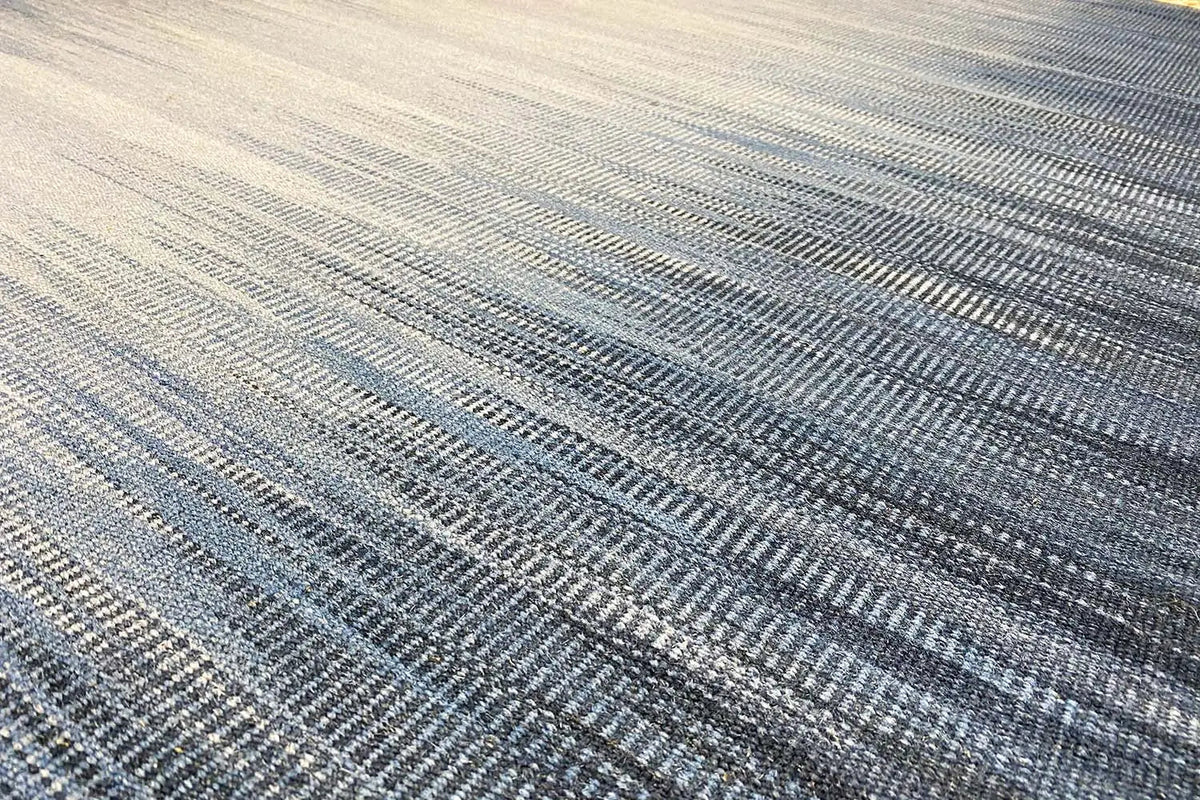 Modern kilim rug 160x230 cm with blue striped pattern and fringes