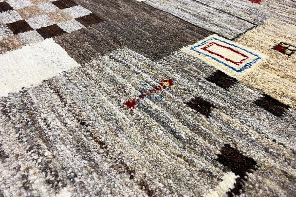 Gabbeh rug with abstract pattern, gray-beige with black/brown details, 197×153 cm