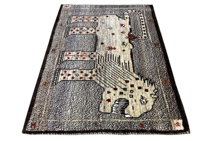 Rectangular Gabbeh rug 93x66 cm: gray, cream and red, central design area