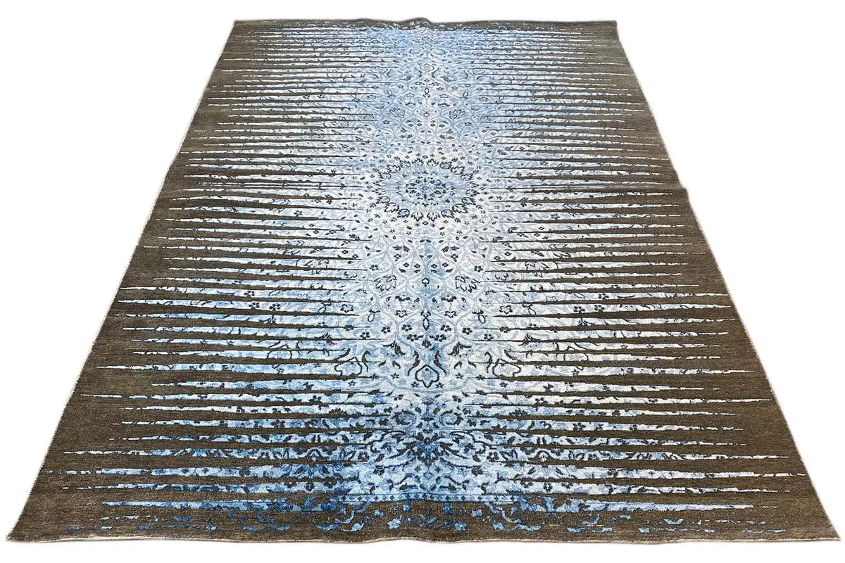 Designer rug, rectangular: blue ornamental motif on a brown background with diagonal lines